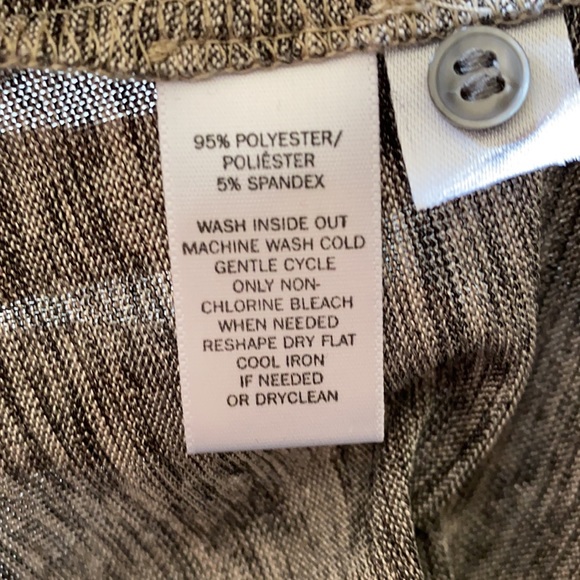 LOFT MOCK NECK TANK - Picture 5 of 5